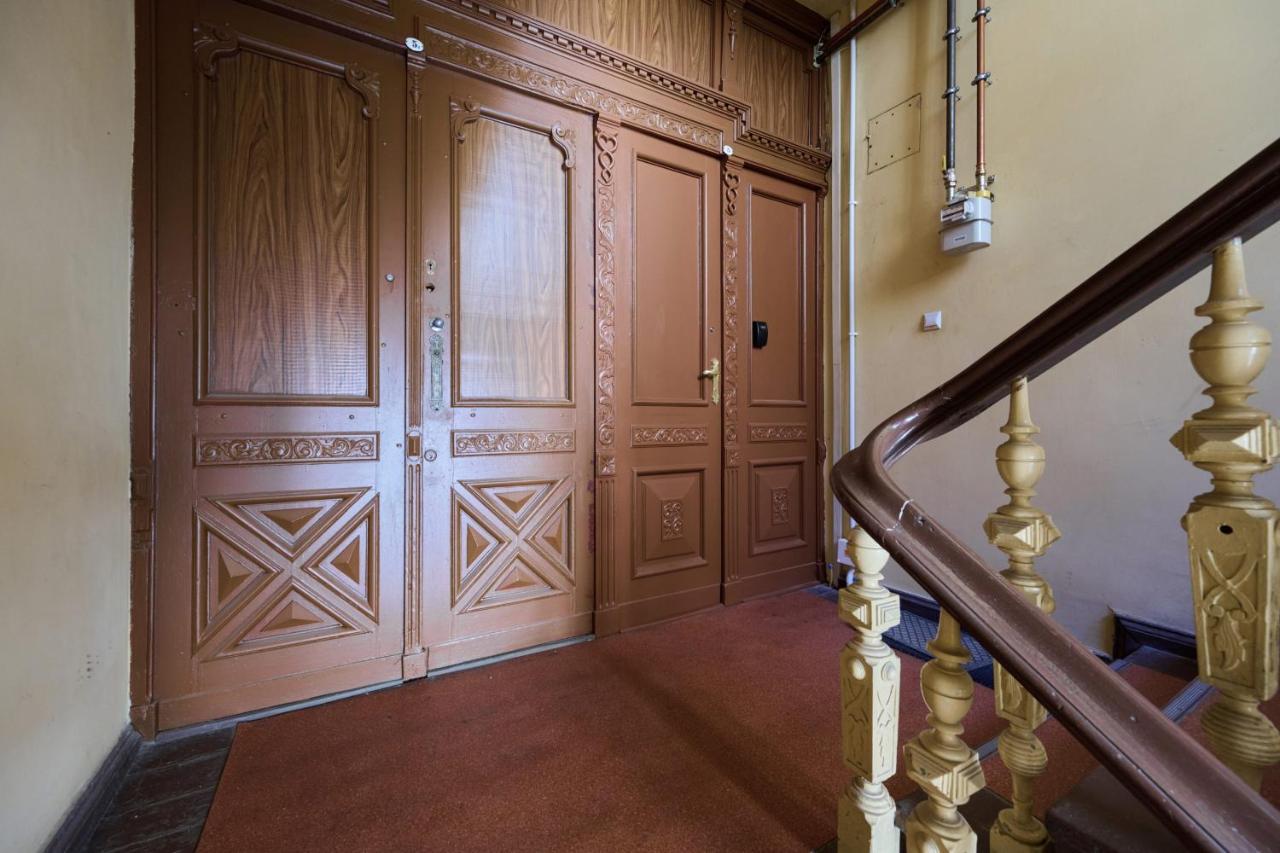 Elegant Swiety Marcin By Renters *