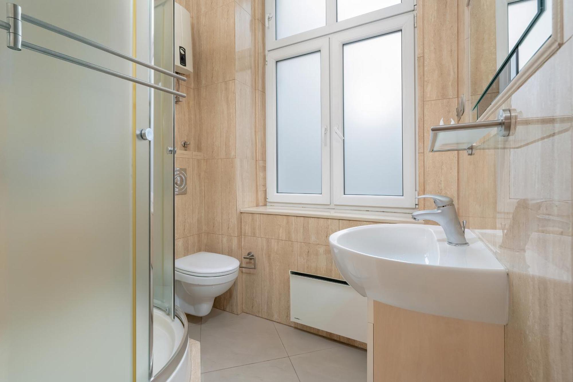Elegant Swiety Marcin By Renters