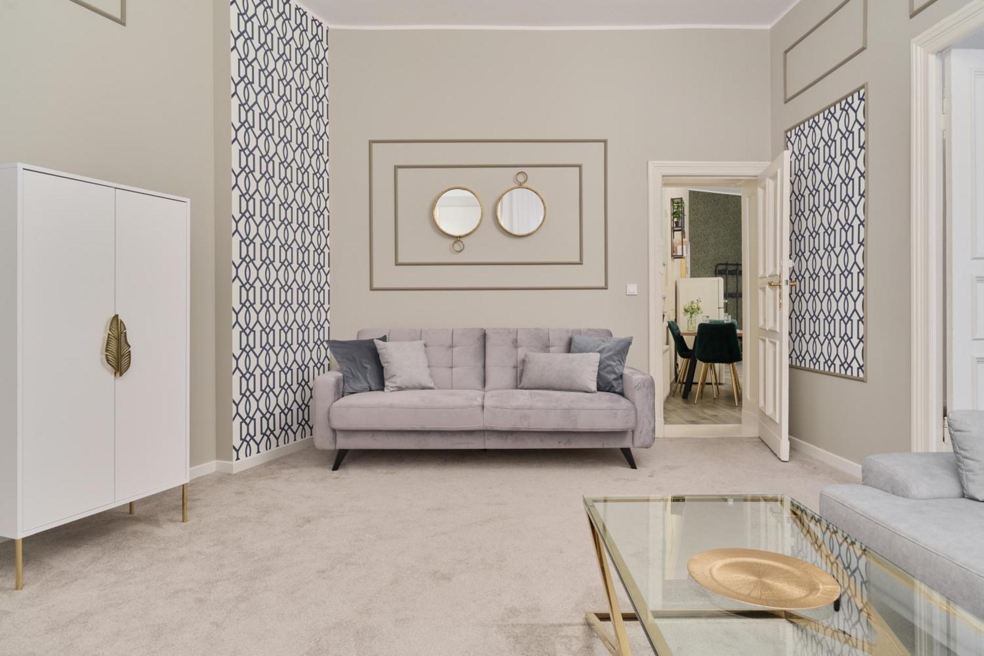 Elegant Swiety Marcin By Renters Apartment