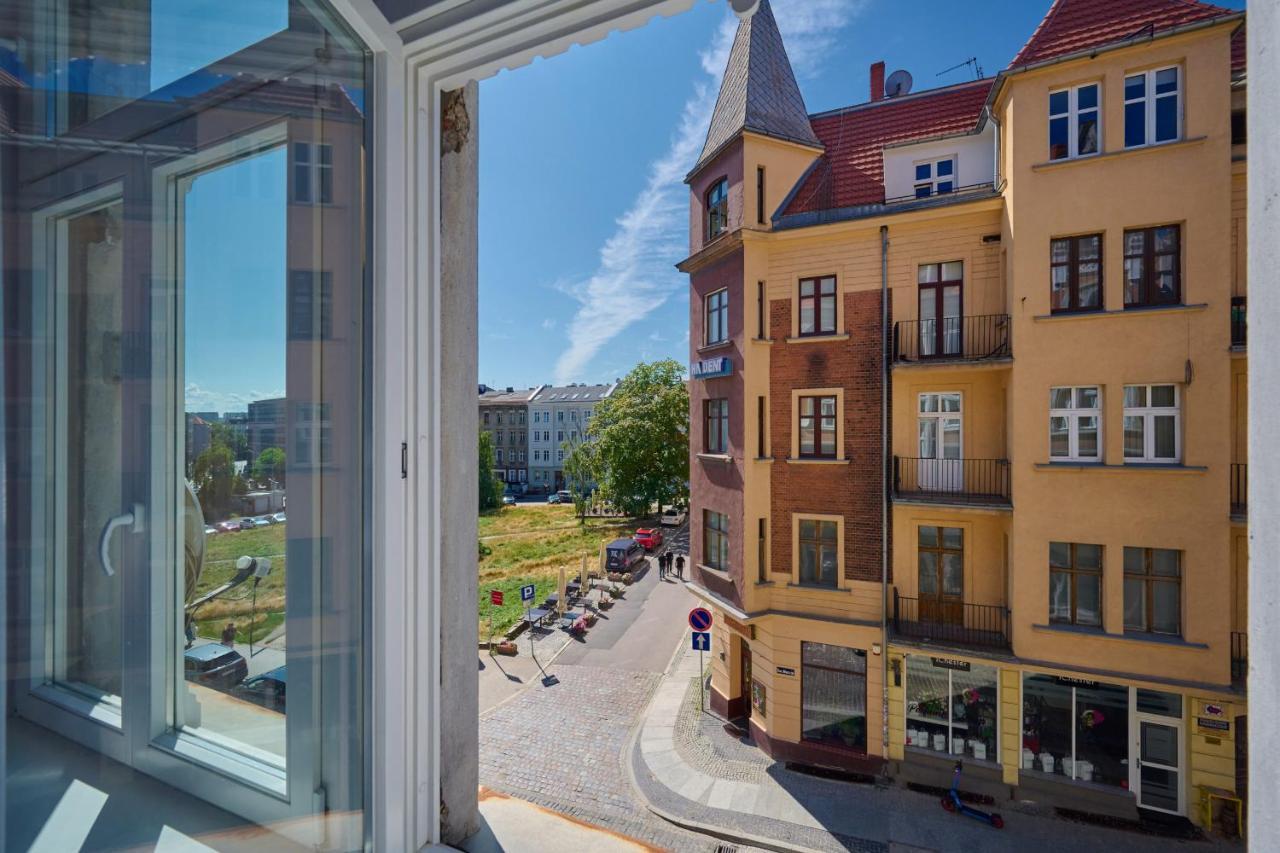 Elegant Swiety Marcin By Renters *