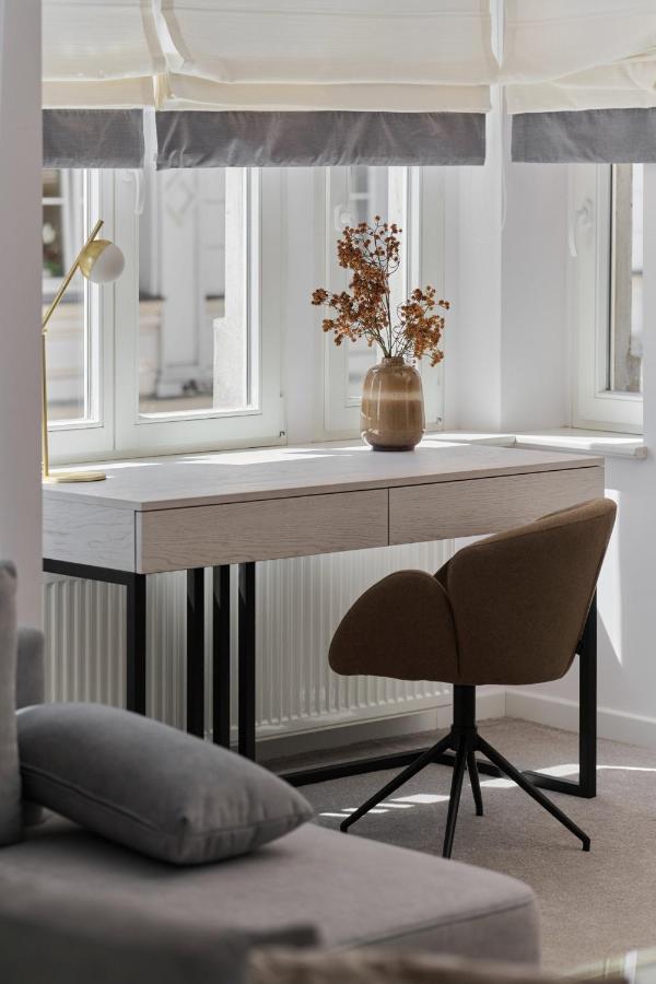 Elegant Swiety Marcin By Renters