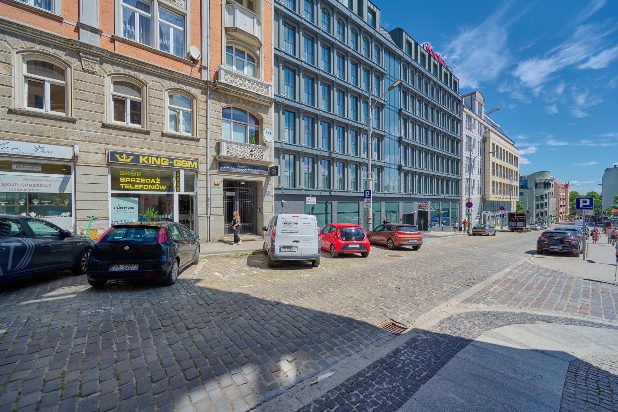 Elegant Swiety Marcin By Renters